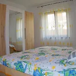 Apartamento Tina & Denis *