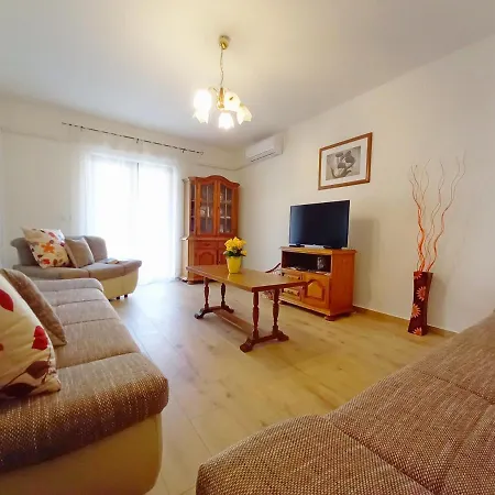 Apartman Tina & Denis Póla