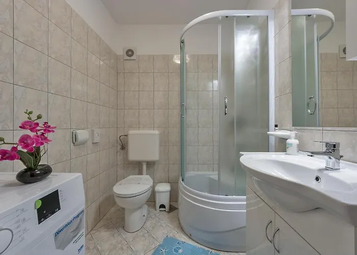 Tina & Denis Apartment