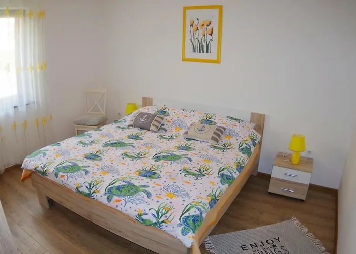 Apartment Tina & Denis Pula