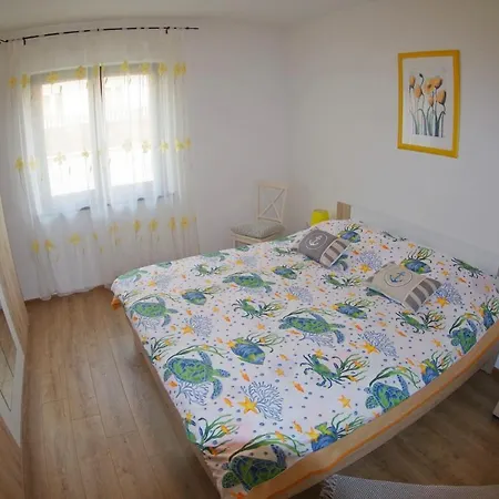 Appartement Tina & Denis *